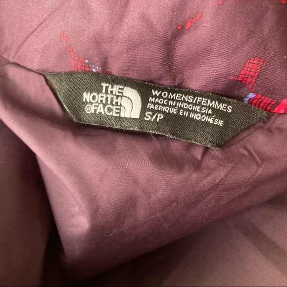 Women’s North Face Jacket - Picture 9 of 10